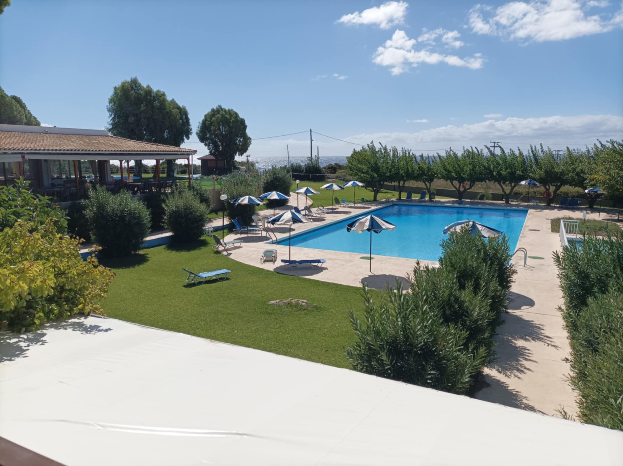 Irinna Hotel