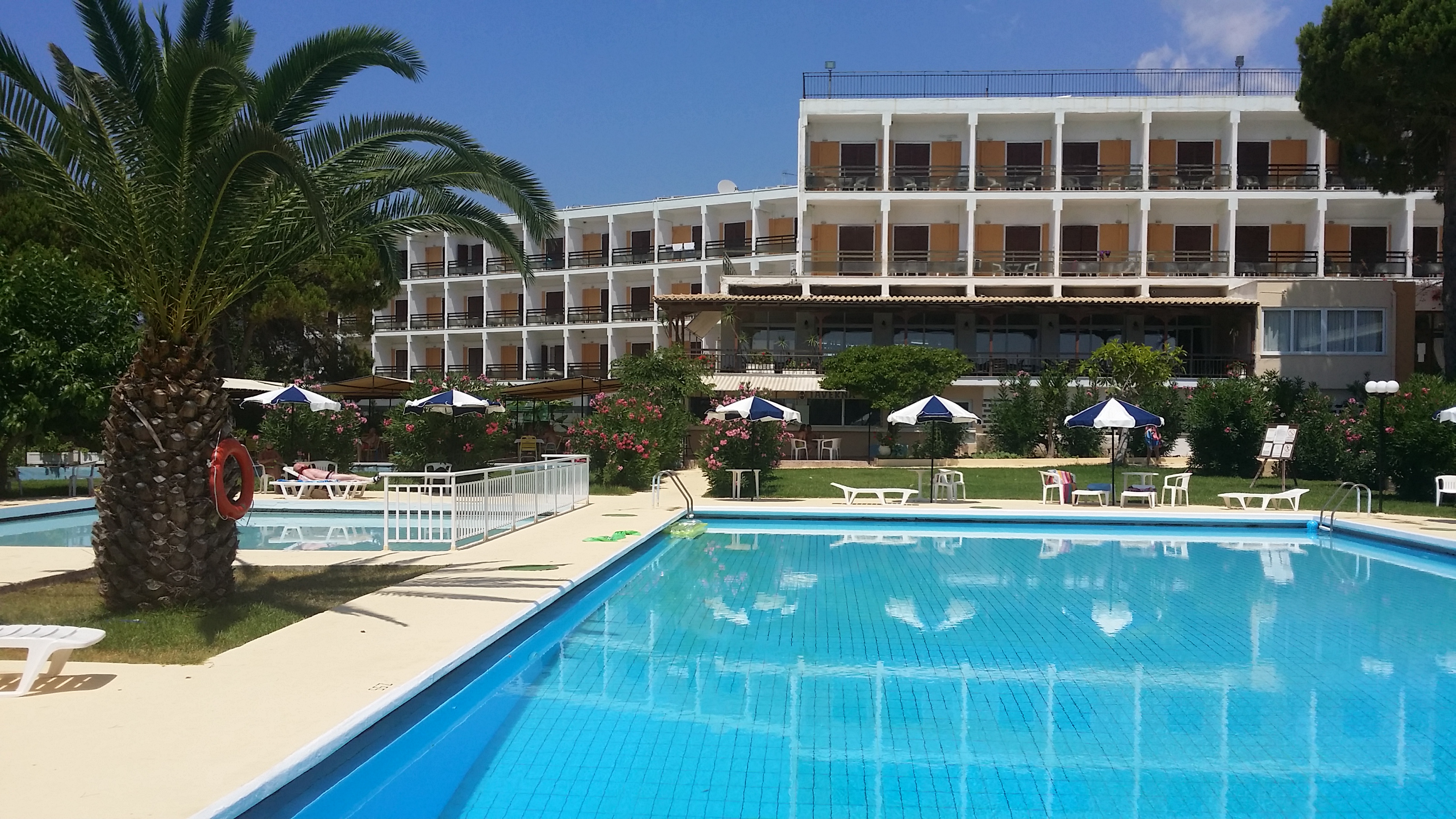 Irinna Hotel