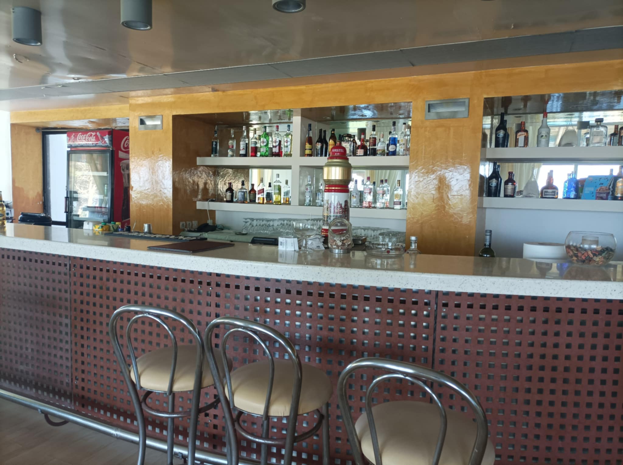 Irinna Hotel
